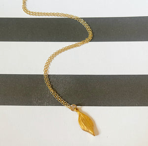 Leaf charm necklace